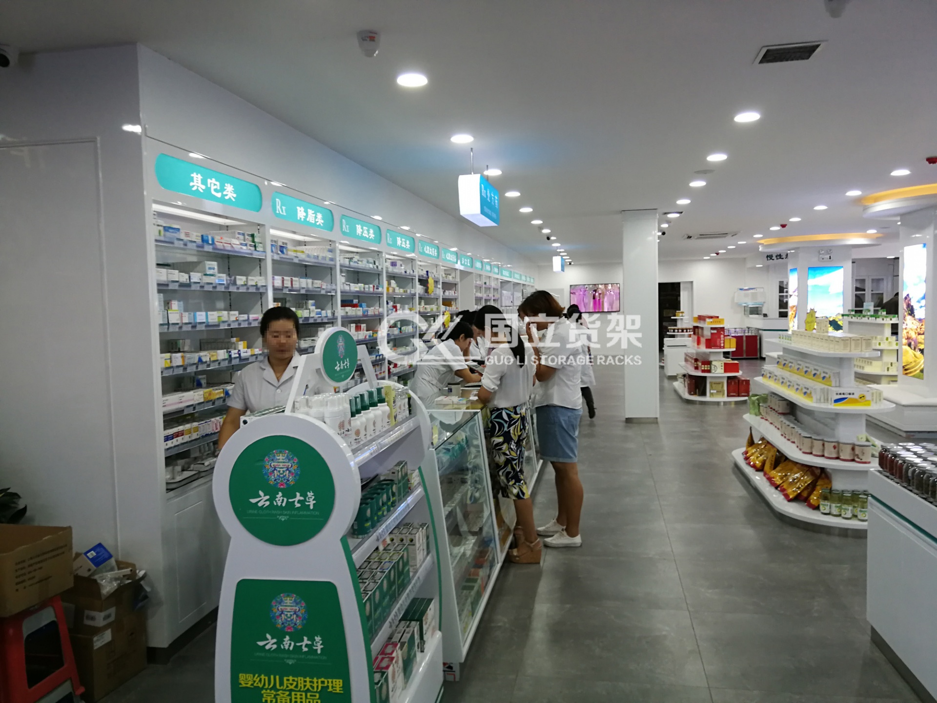 为什么社区周边的药店越开越多？原来因为这些